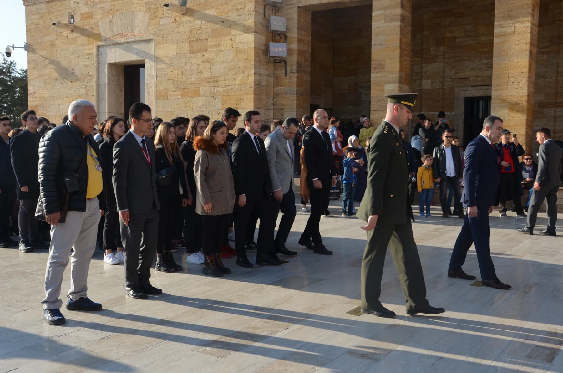Öncü öğrencileri ve öğretmenleri Anıtkabir ziyaretinde